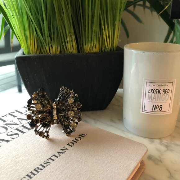 SOLD! Solid Metal & Crystal Hair Clip / Accessory - Picture 4 of 6